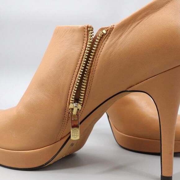 Vince Camuto Elvin Bootie Ankle Boot 10 M Caramel Gold Tone Zip Edgy Pump - Picture 14 of 16